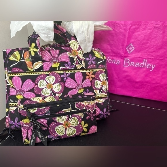 Vera Bradley Pirouette Pink Hanging Travel Organizer and long wallet‍‍‍‍‍﻿﻿﻿﻿﻿﻿﻿ - Picture 4 of 16
